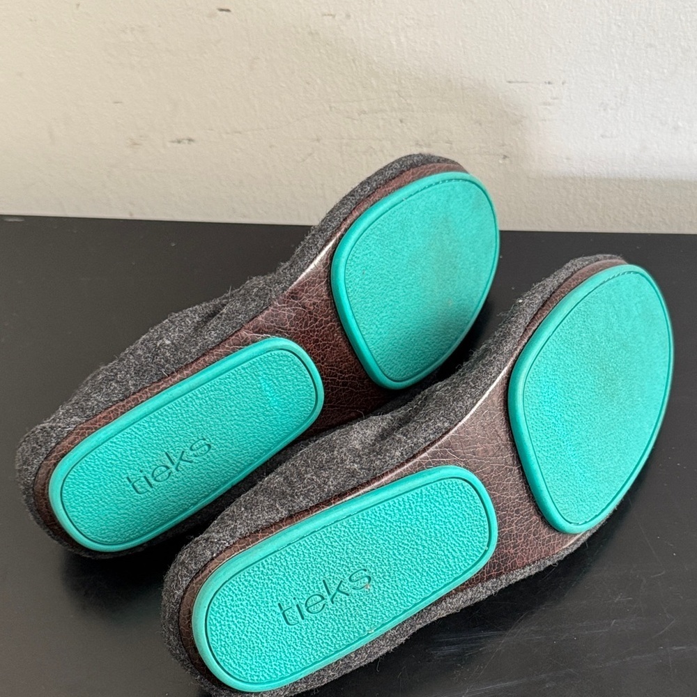 Tieks Charcoal Gray Women's Flats - Picture 11 of 13